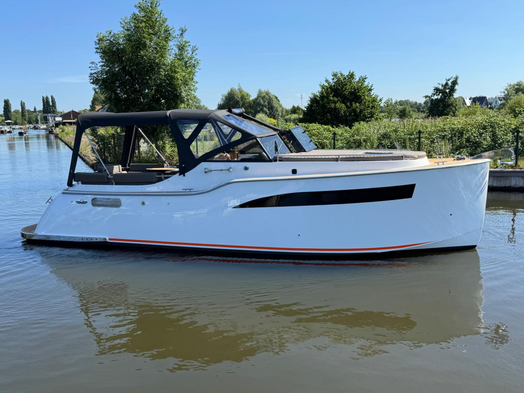 Maxima 920 cabin met Yanmar 110pk (Demonstratiemodel)